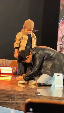 Rony dengan bocilnya🥰 #fyp  #ronyparulian  #fypage  #fypシ  #fyppppppppppppppppppppppp 