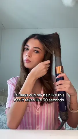 #fyp #pourtoi #trends #engagement #goviral #teamwork #reposting #lipsync #hair #hairtut #dysonairwrap #dyson #curlinghair 