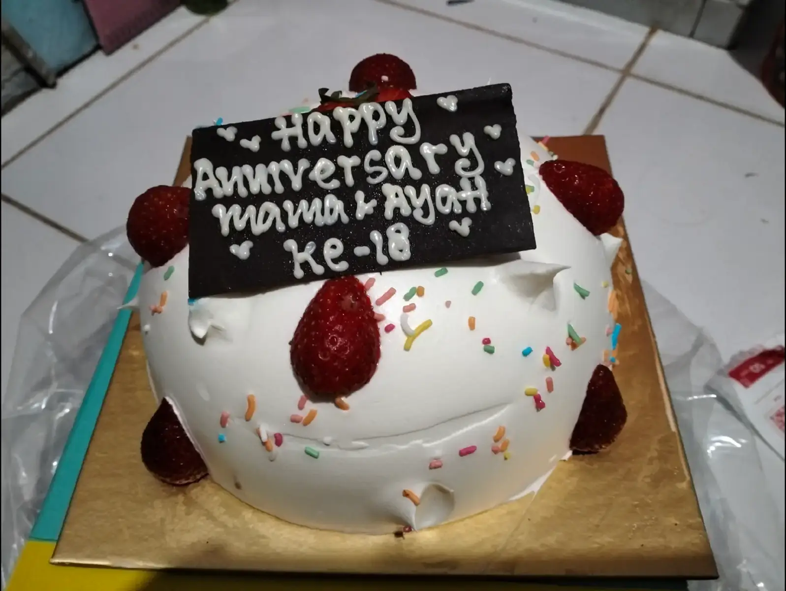 Happy anniversary 18th wedding❤️ sehat slalu buat aku kmu dan menua bersama anak2 kita 