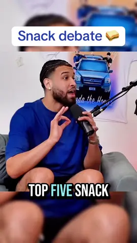 Are uncrustables a top 5 snack? #ysk #yskpodcast #camandpeyton #fyp #foryoupage #viralvideo 