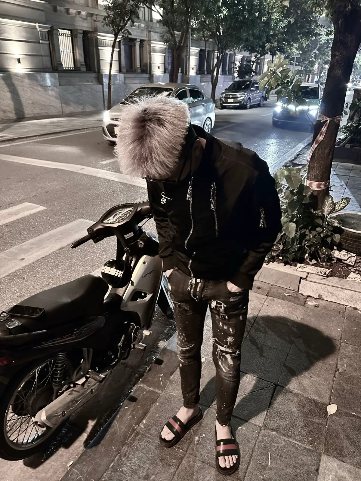 người ta tốt với em liệu có tốt với anh ?