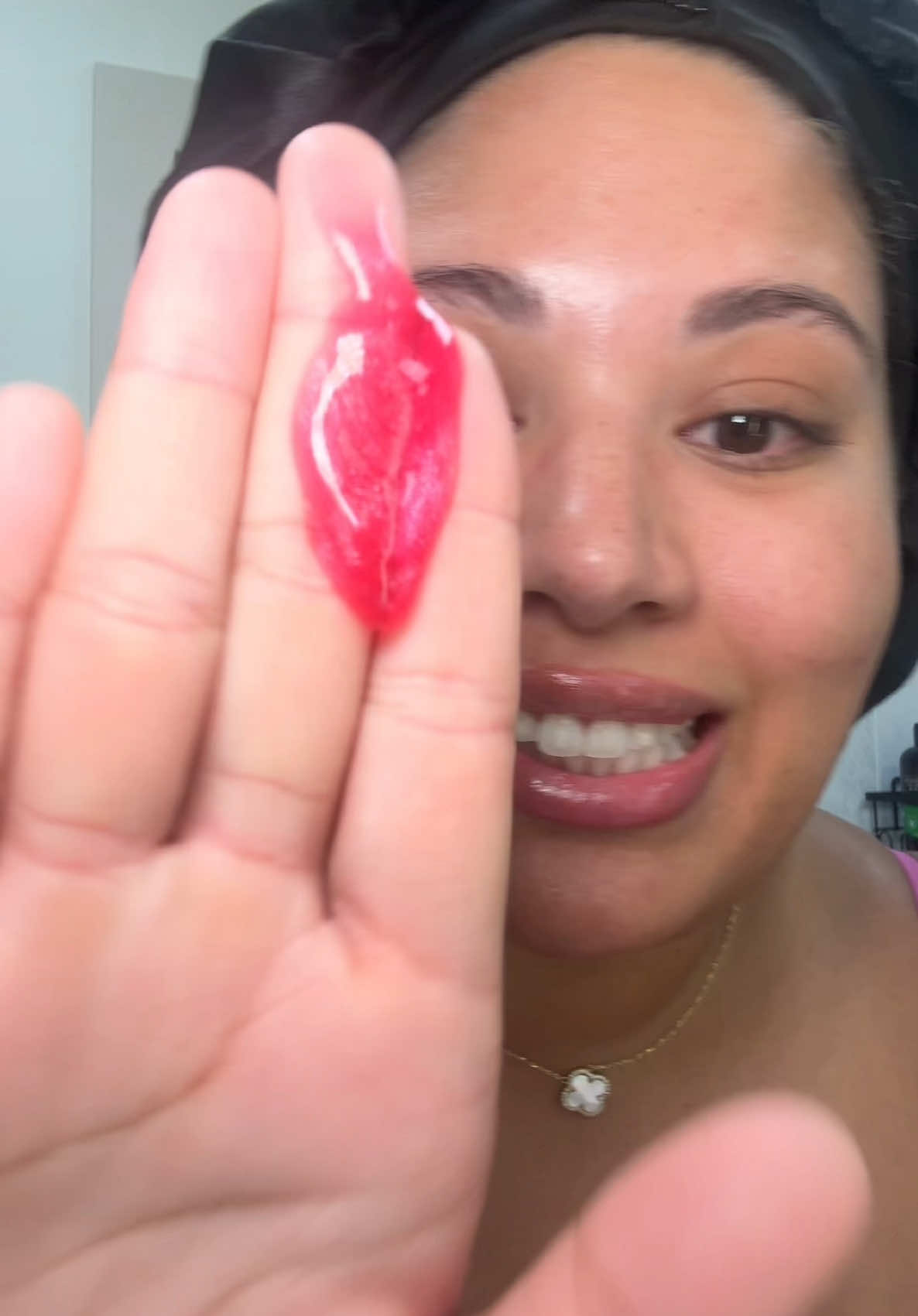 pdrn PINK CAFFEINE night wrapping mask?!? 💕🥹👏🏽🩷 @medicube_us @medicube global did it AGAIN!! #medicube #pdrnpinkcaffeinenightwrappingmask #pdrncollagenwrappingmask #pdrn #nightwrappingmask #caffeinefacemask #koreanskincare #glassskin #dealsforyoudays #tiktokshopcreatorpicks #SuperBrandClub #summertransformation #summerwonderland 