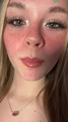 stop being weird in the comment. holy shit😭😭