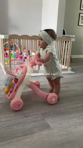 A mi bebé le encanta 😍 #babywalker #andador #babytok #activitytable #babytoys #musicaltoys #playtime #babyessentials 