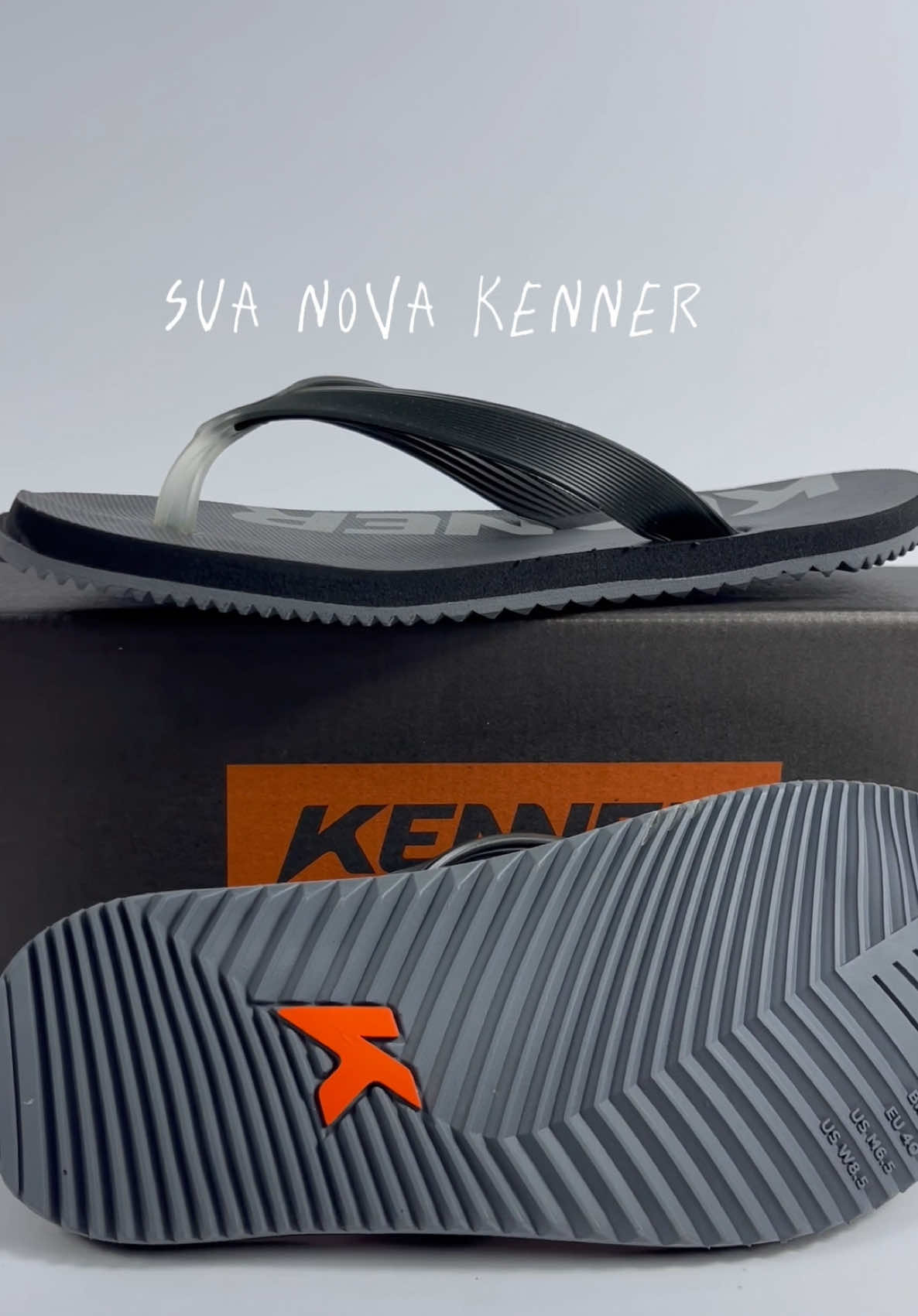 Nova vibe, novo estilo e o mesmo conforto de sempre. A Kenner que você queria, está aqui na Krokodilus. Design que impressiona, durabilidade que acompanha todos os seus passos. 😮‍💨🩴 #kenner #chinelo #compra #calçado #calcadomasculino #explorar #viral #l7 