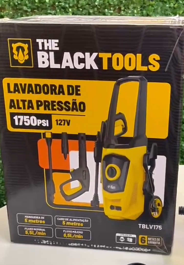 🤩 LAVADORA DE ALTA PRESSÃO 1500W - THE BLACK TOOLS  A lavadora de alta pressão The Black Tools TBLV175 é uma solução poderosa e econômica para limpezas no dia a dia. Compacta e portátil, ideal para lavar calçadas, bicicletas, motos, carros e paredes. Com uma economia de até 80% de água em relação a mangueiras convencionais;  #lavadora #água #lavar #calçada #carro #TheBlackTools #limpeza #portatil #economia 