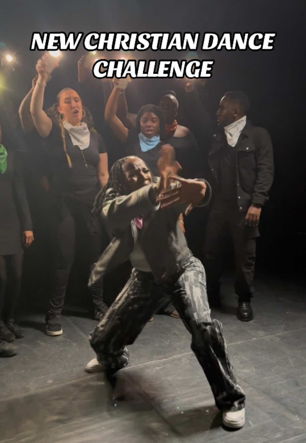 Watch what happens when I PRAY!!!  DC: me 🔥🔥 Tag me & @Limoblaze in your videosss! Let’s gooo!! #dancechallenge #christianmusic #gospel #dance 