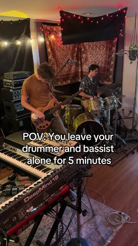 Don’t know what to do with them…#creatorsearchinsights #drums #bassplayer #drummer #bassist #drummerlife #bassistsoftiktok #talentedmusicians #fyp #indie #undergroundmusic #bass 