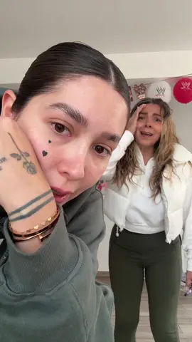 broma a mi mami, me tatué la cara 🤪