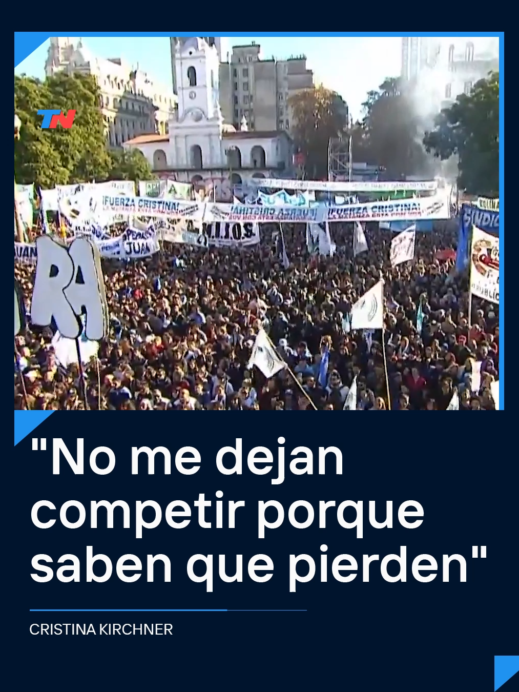 Cristina Kirchner le habló a la militancia desde la prisión domiciliaria: “Vamos a volver, con más unidad y fuerza” La expresidenta está presa en su departamento de Constitución. Desde ahí mandó unas palabras a las personas que participan de una marcha frente a Casa Rosada.