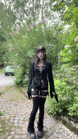 outfit inspired by my nails!🙀🙀 #alttiktok #alternative #miumau #outfit #foruyou #meow #altgirl 