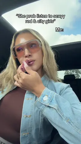 😂😂😂 & probably backing into a parking spot too😭😭🫠🫠😂 Sunglasses linked! #trapmusic #prettygirlslovetrapmusic #jeezy #foryoupage #dezieyewear #sunglasses 