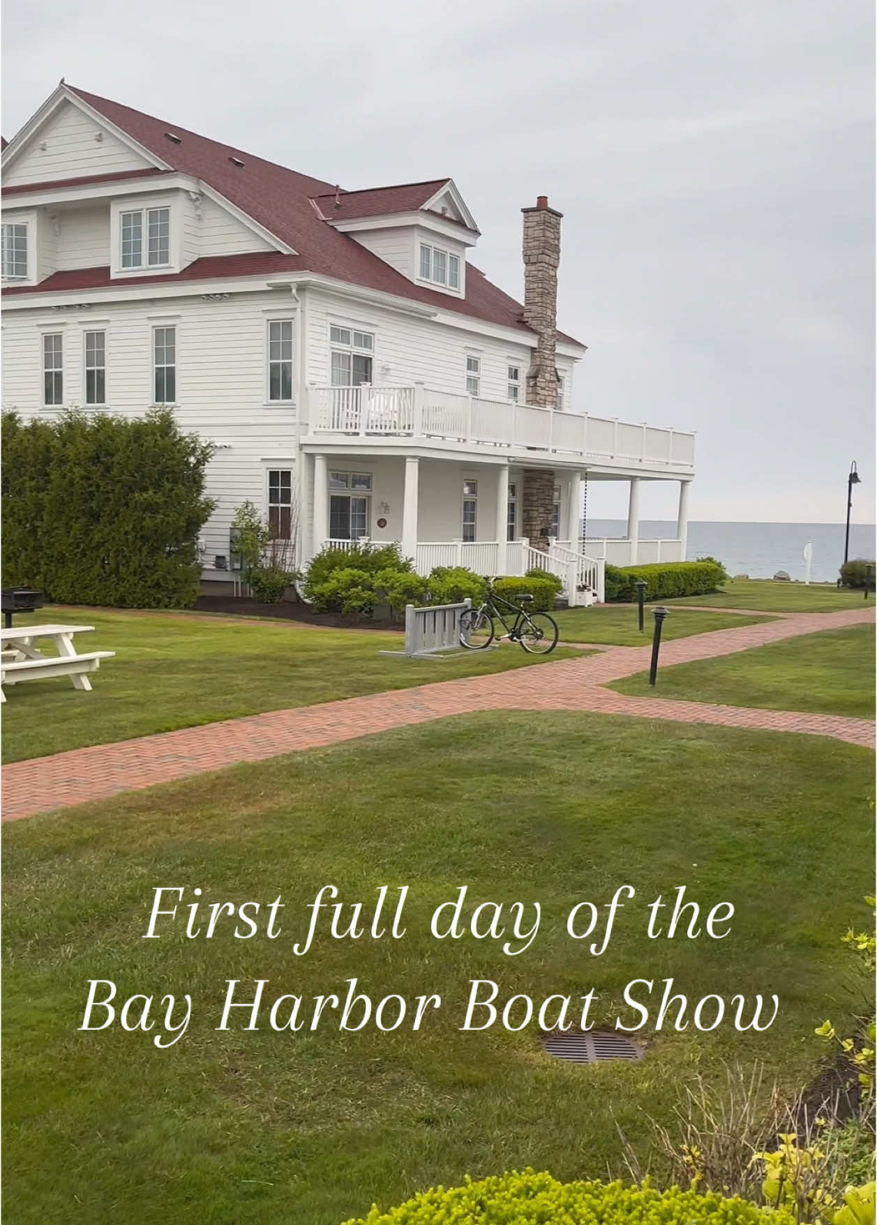 Rain or shine- the show goes on! ☔️ #bayharbor #bayharbormi #boatshow #Summer #michigan #michigansummer #upnorth #LuxuryLiving #harborsprings #YachtForSale #LuxuryOnTheWater #BoatGoals #yacht #yachtlife #petoskey 