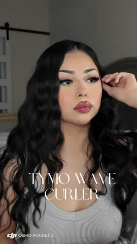 Using the TYMO wave curler to style my hair 🌺 #TYMO #tymobeauty #wavecurler #stylemyhairwithme #foryoupage #foryou #fypシ #hair #hairgirlies #makeupgrwm 