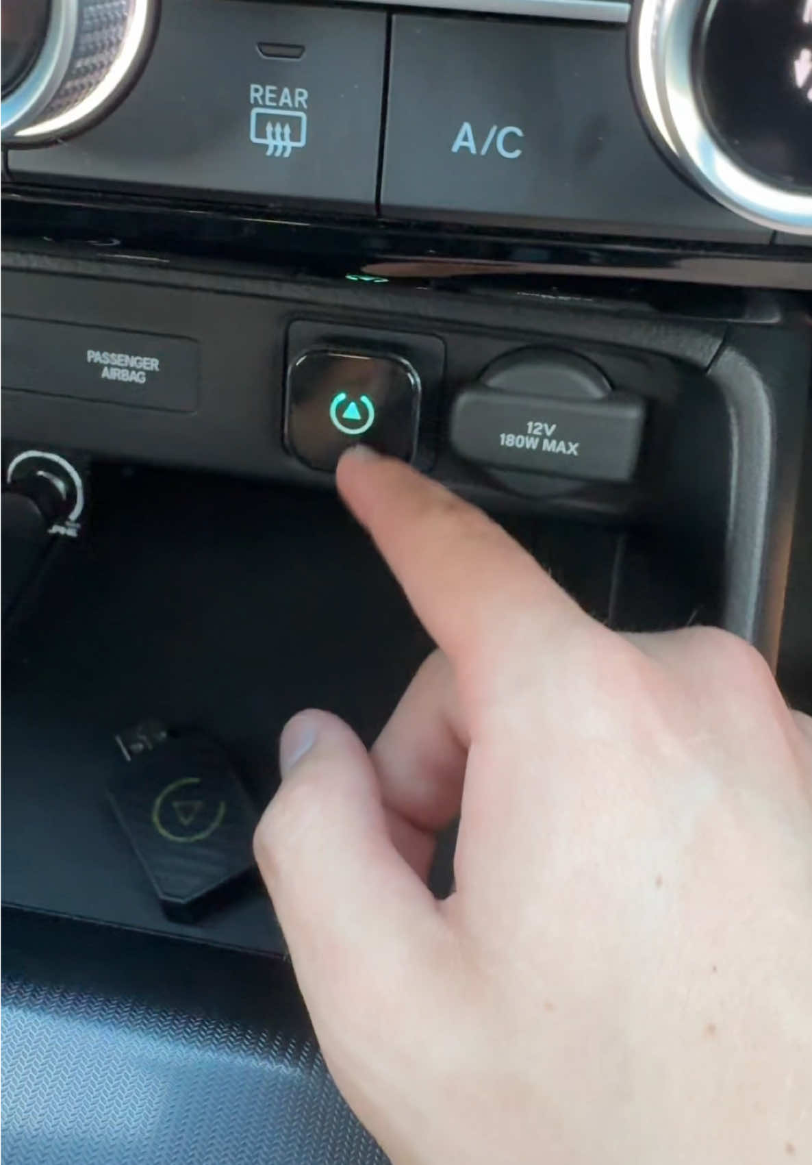 #applecarplay #carplay #wirelesscarplay #honda #nissan #toyota #civic 