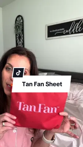 If you self-tan, you need this! The Tan Fan sleep sack keeps your sheets clean, your tan even, and your bed mess-free. It’s soft, breathable, and makes tanning overnight a breeze. No more orange pillowcases or stained sheets! #tanfan #selftanroutine #tanningtips #tanninghack #selftan #selftanner 