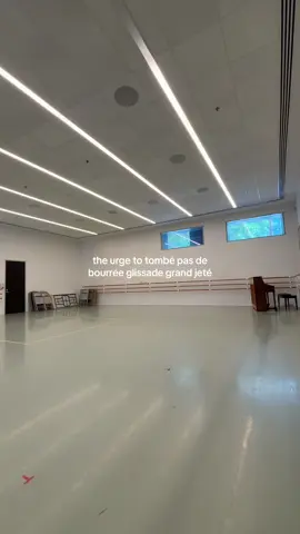 I can’t resist the urge #dancersoftiktok #kamthedancer #houstoninfluencer #ballerinasoftiktok #ballettok #ballet #ballerina #dancefyp 