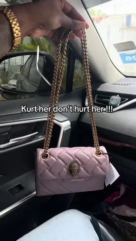 Love me some Kurt @KURT GEIGER  #fyp #kurtgeiger #dreambag #bag 