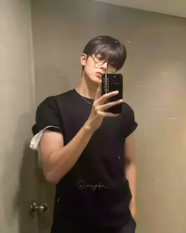 annyeong, fine shyt (⁠ ⁠˘⁠ ⁠³⁠˘⁠) #kimminkyu #bitchxrich2 #popoutboy #korean #fyp 