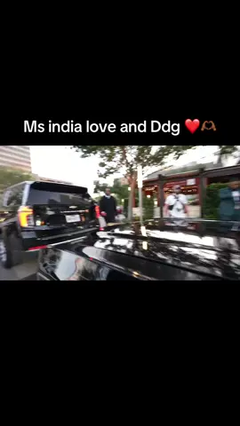 They looking flyyy🔥🔥🔥 #funnymikestreamerprom #ddg #indialove #fyp #viral @DDG @Indialove 