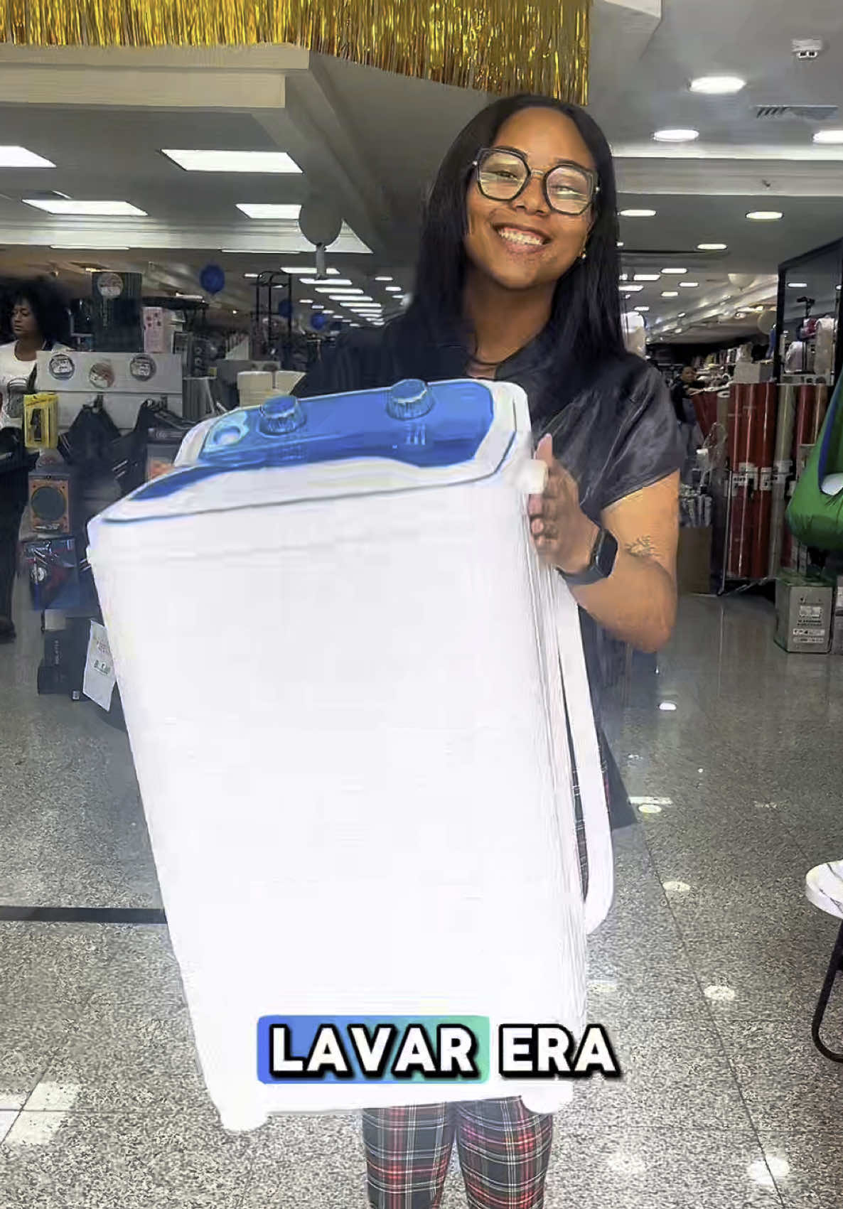 Si no tienes mucho espacio en tu casa deberías de comprar está increíble lavadora ❗️❗️❗️ Tiene capacidad de 7 kilos 🤩 ideal para ti y tiene el mejor precio a tan solo 55$  Envíos a toda Panamá  🇵🇦  #minilavadora #lavadora #lavadoras #lavarropas #ropasucia #hogar #casa #mujer #tendencia #venezuela #panama #tiktok #fyp #paratiiiiiiiiiiiiiiiiiiiiiiiiiiiiiii 