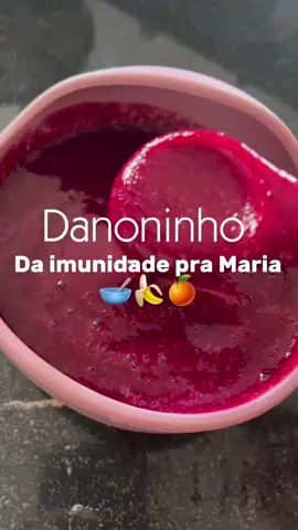 Já salva essa receitinha e COMPARTILHA com alguma mamãe 💖💖💖 Danoninho da Imunidade 👶🍌🍊 Ingredientes⤵️ 1/2 beterraba 1 banana 1 laranja Créditos 🎥 @taata_aguiaar  #introducaoalimentar#papinha#alimentaçãoinfantil#matenidade#papinhadebebe#papinhasaudavel#dicasdemae#comidaparabebê#receitassaudáveis#introduçãoalimentar#danoninho#danoninhocaseiro