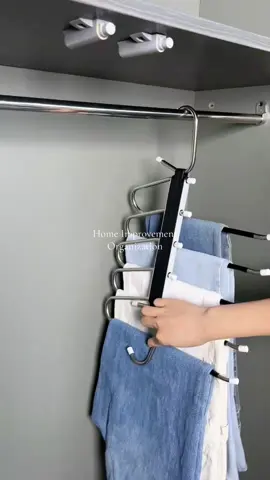 Finally got the correct organizer for keeping my closet clean 💁🏻‍♀️👖🖤#foryou #foryoupage #tiktokmademebuyit #closetorganization #wardrobeessential #wardrobestylist #pants #organizedhome #clothesorganization 