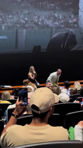 OMG! Brad Pitt joins the @f1movie screening in #ATX . #bradpitt #f1movie 