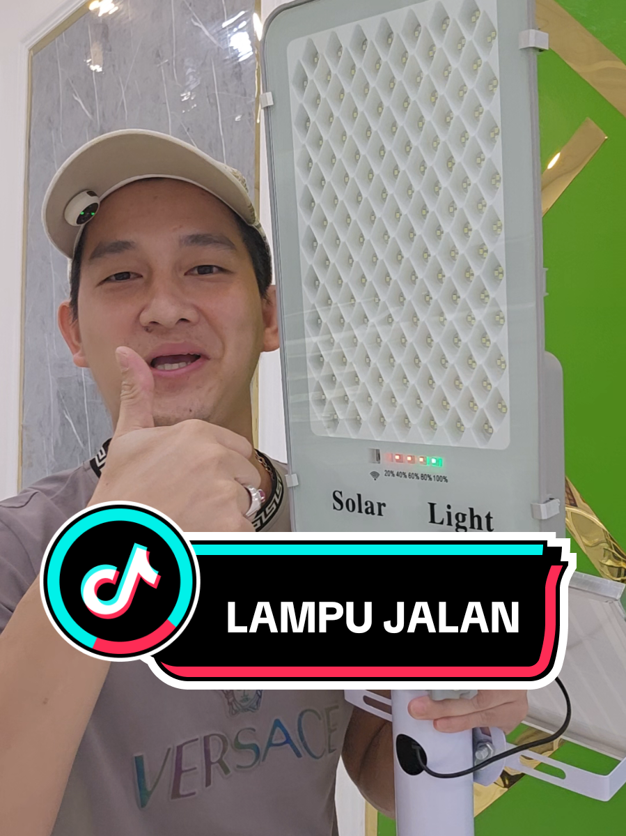 Lampu jalan tenaga matahari garansi 10 th #lampujalan #lampu #lampusolar #lampusolarpanel #lamputenagasurya #lamputenagamatahari 