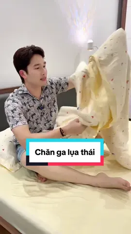 Nhà anh có bộ chăn ga trông mềm mát nhỉ...#bochangagoi #bochangagoiluathai #dogiadung #tikhub #xuhuong 