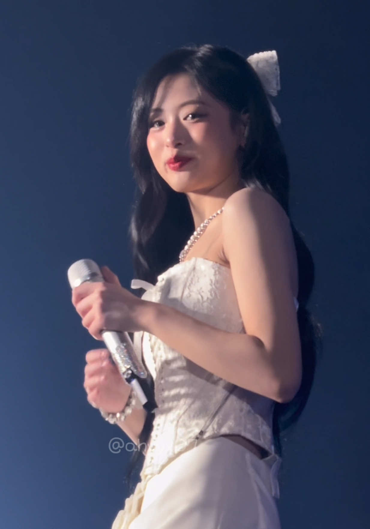 Missing #RAMI & when #AHYEON forgot to sing her line 🤣 BABYMONSTER 1ST WORLD TOUR HELLO MONSTERS IN SEOUL DAY 2 #babymonster #베이비몬스터터 