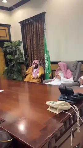زيارة مباركة قام بها أصحاب الفضيلة أئمة المسجد الحرام: الشيخ عبدالرحمن السديس الشيخ بدر التركي الشيخ الوليد الشمسان لسماحة مفتي عام المملكة الشيخ عبدالعزيز آل الشيخ حفظه الله.