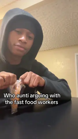 #aunti #fastfoodworkers #tiktok #trending #viral #makemefamous #explorepage #fyp #viralvideo #browardcounty954🔥🌴 