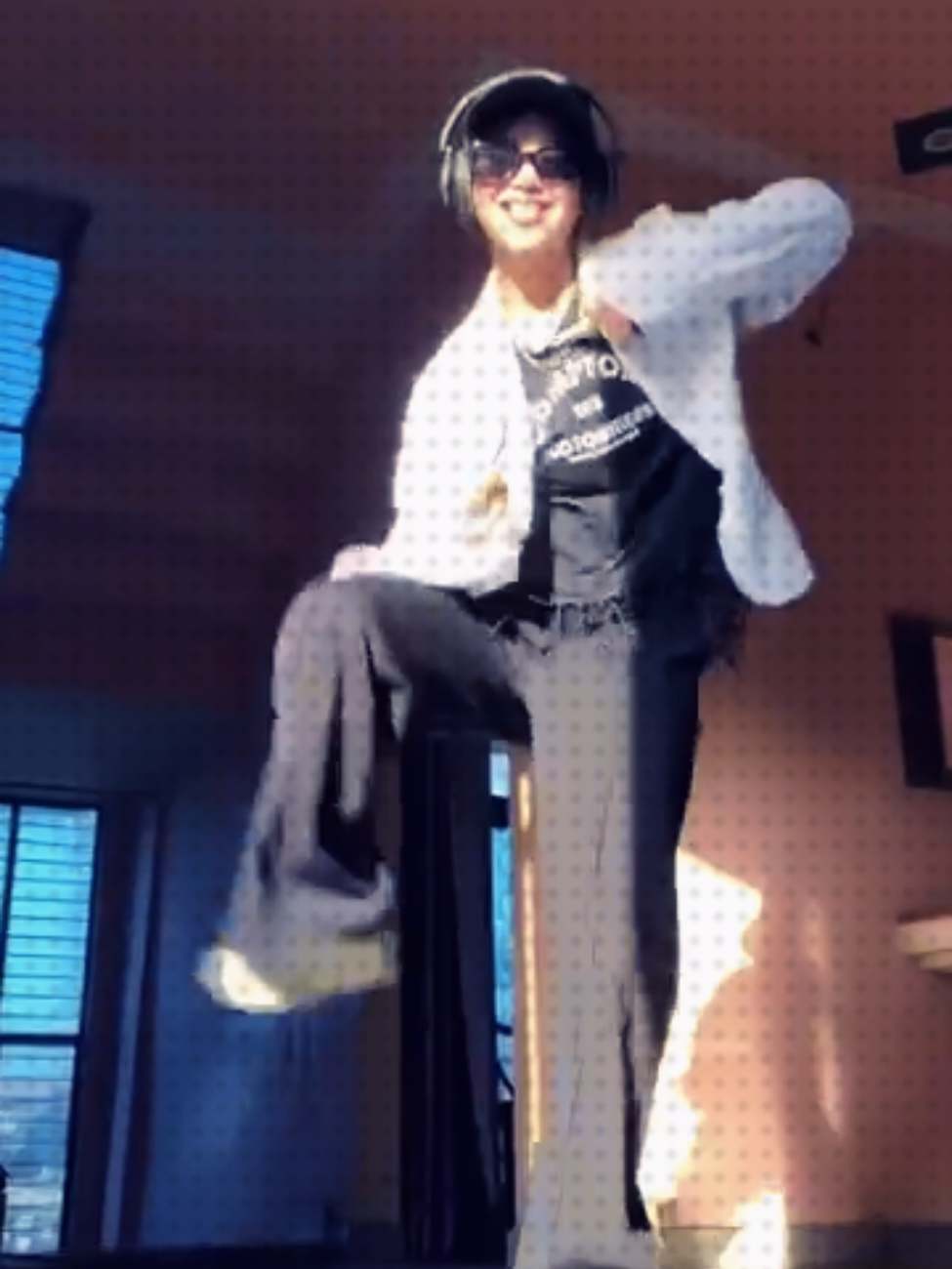 kali kali ankhe ..👀🎧️🎧️#dance #viraltiktok #goviral #foryourpage #fyp #fypage #fypシ #fypシ゚viral #explore #foryoupageofficiall #bollywood #viraltiktok #tiktok #tiktokviral #explore #entertainment #tiktokviral #song 
