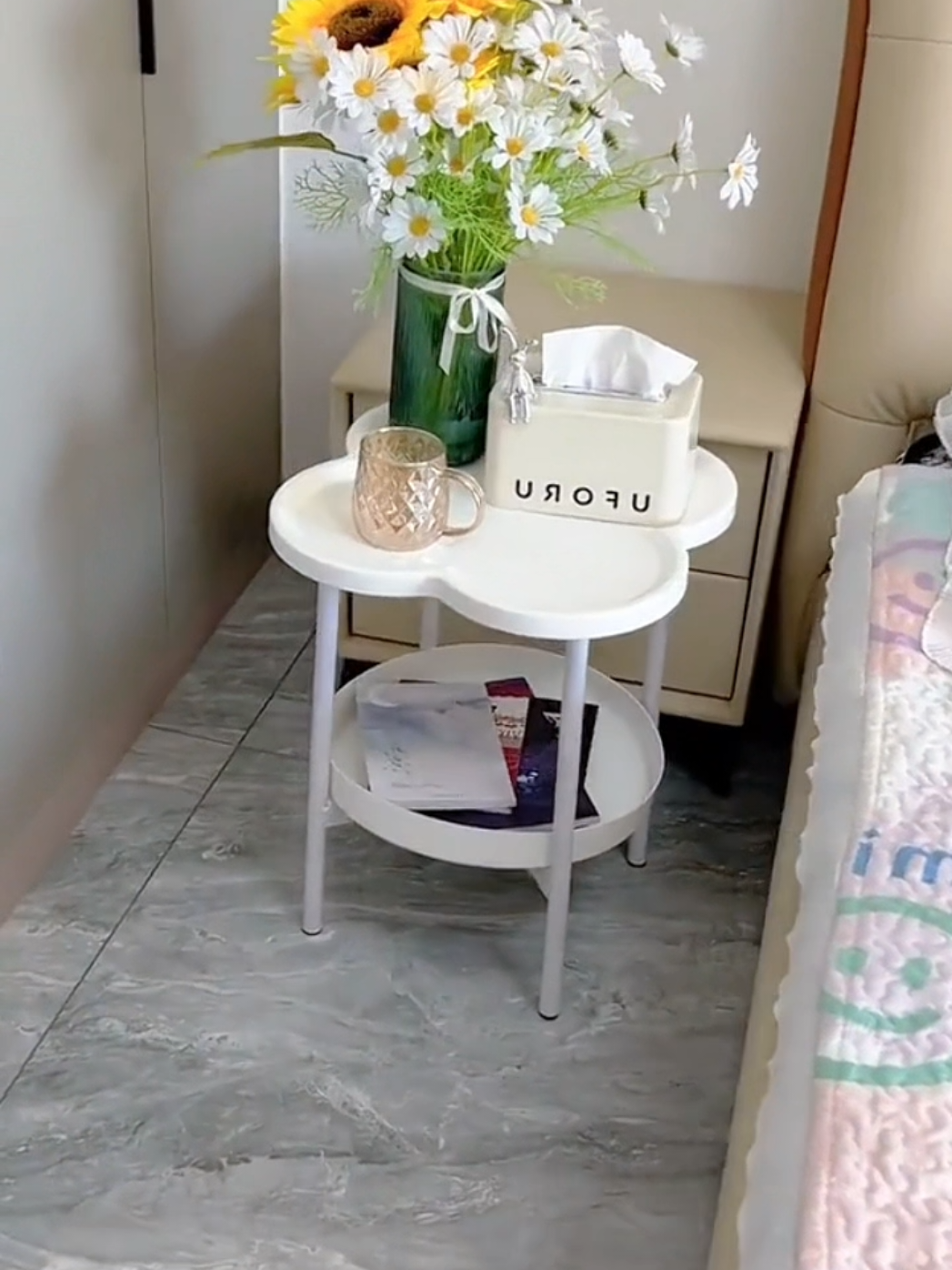 meja sisi aesthetic 😍  #mejasisi #bedsidetable#mejakopi  #rumahtangga #barangrumah 