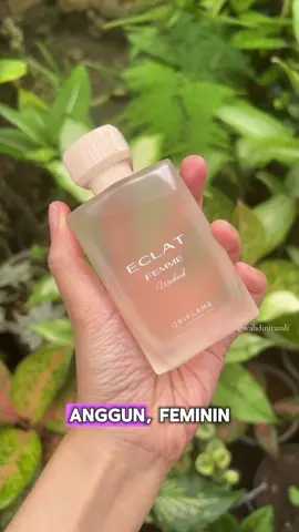 Yg cari aroma segar, manis, ini parfum yg pas buat kamu! Eclat femme weekend 😍 Siapa yg suka parfum ini?#CapCut #eclat #eclatfemmeweekend #parfumeoriflame #oriflame #parfumviral 