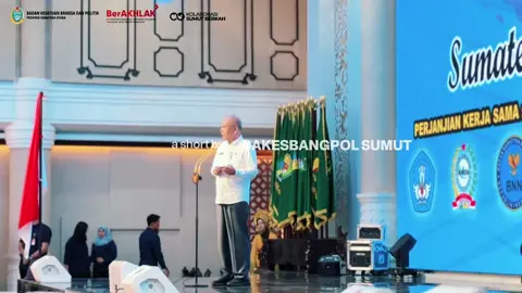 BADAN KESATUAN BANGSA DAN POLITIK PROVINSI SUMATERA UTARA  Medan(18/16/25)- Kepala Badan Kesatuan Bangsa dan Politik Provsu (Bapak Mulyono,S.T,M.Si) menghadiri kegiatan Simposium Bela Negara Humanis & Munas FKBNI 2025. Dalam semangat membangun bangsa yang tangguh, berkarakter, dan bebas dari ancaman narkotika, telah diselenggarakan kegiatan Simposium Bela Negara Humanis dan Musyawarah Nasional Forum Komunikasi Bela Negara Indonesia (FKBNI) dengan mengangkat Tema: 