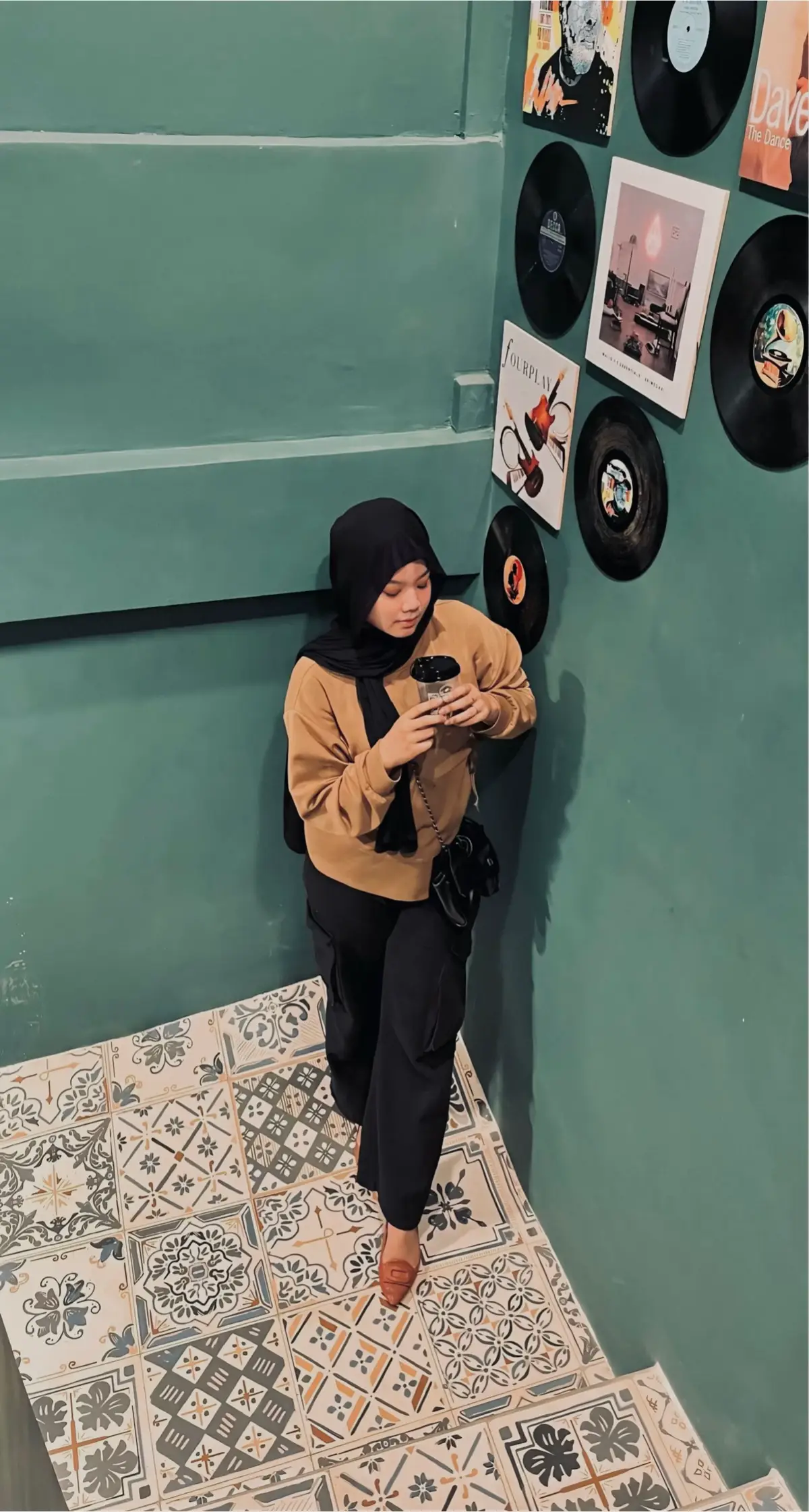 lagi lagi ada cafe baru aestetik dipamekasan✨ #cafepamekasan #cafeviral #aesthetic #tempatnongkrong #pamekasan #madura #madurapride #fypage #fyp ##xbyzca #cafeaesthetic 
