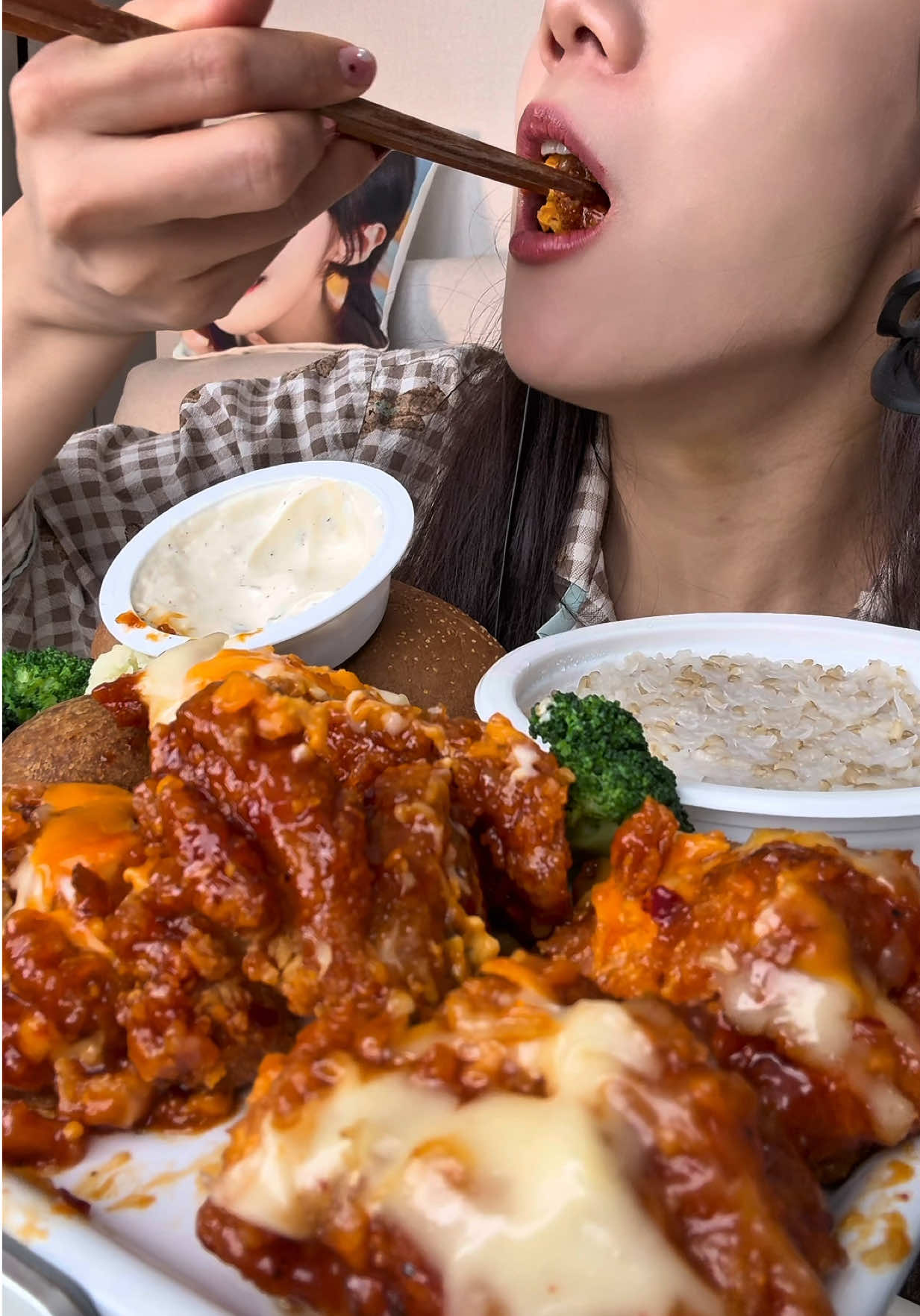 맘스터치 빅싸이순살 리뷰 #먹방 #mukbang #asmr #mukbangasmr  이거 나만 힘들어요…? ㅋㅋ