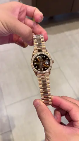 36mm mặt Chocolate huyền thoại ⌚️😍 Lên tay đẹp xuất sắc #dongho #xuhuong #phudongho #donghonam #watch 