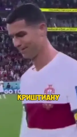 Топ 3 самых дорогих скина в расте 3-е место Всеми известная маска большой грин Была добавлена в 2016 году на хэлоуин, из-за редкости скина маска стала стоить 94.000 рублей 2-е место Инопланетный релИквийный смг Скин, который выпустил ютубер 18 декабря 2016 года. В то время смг было не популярное оружие, поэтому ее мало кто купил. А как мы уже знаем - меньше людей купило, дороже скин сейчас стоит стоимость 215.000 рублей #роналду #rust #раст 