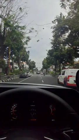 Dugem Bolooo,,😁😊😊 #foryou #ngopiproduktif #driver #drivermuda #tollywood #salamsatuaspal #story #pengantarbahagiamu #jalurpelayanan #dugemparty #fyp #fypage #fypviralシ 
