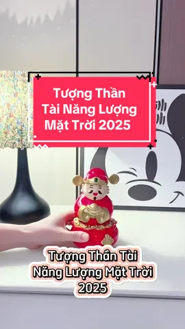 Tượng thần tài năng lượng mặt trời 2025, dùng cho không gian có ánh sáng mặt trời hoặc điện đèn đủ mạnh để chuyển động