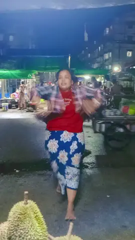 #ယုဇနဥယျာဥ်မြို့တော်စျေးသယ်မလေးပါ #စေတနာကောင်းရင်ကံကောင်းမည် #မျိုးကြီးသီချင်းကျက်ရတာ၃ရက်လောက်ကြာတယ်အခုမဆော့ပေးလိုက်ပြီနော်🥰🥰