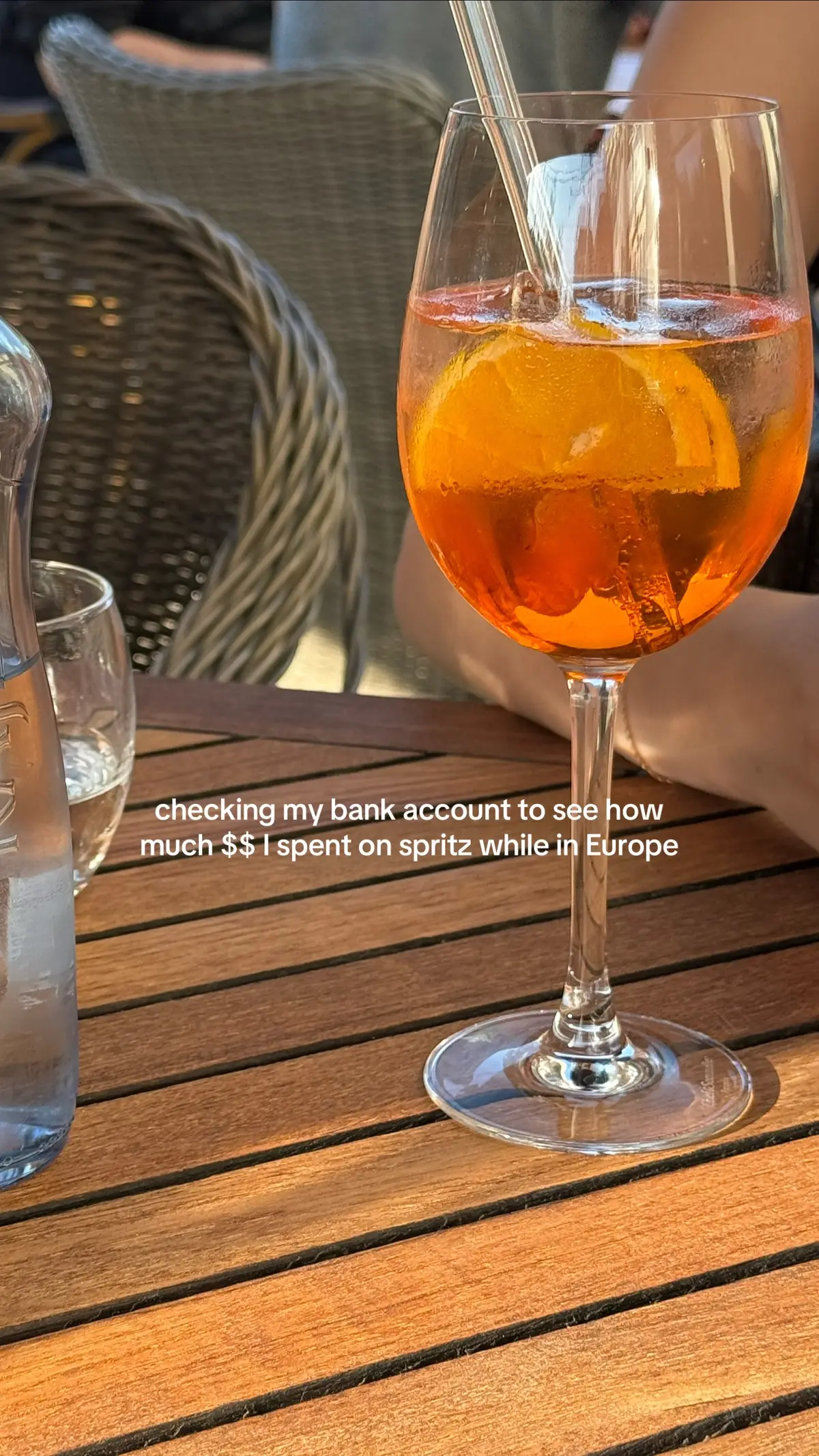 #aperolspritz #hugospritz #limoncellospritz #sartispritz #spritz #prosseco #fyp #europe #europeansummmer #eurosummer #travel #travelcontent #imjustagirl 