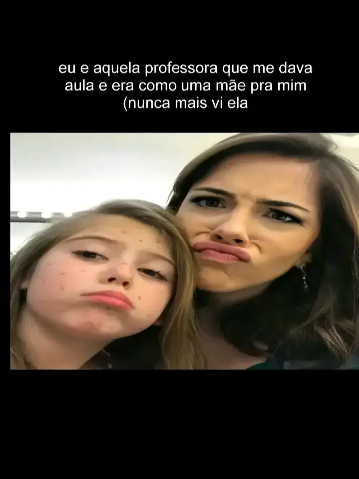 ela e a prof Rita , os grandes amores da minha vida!!💗