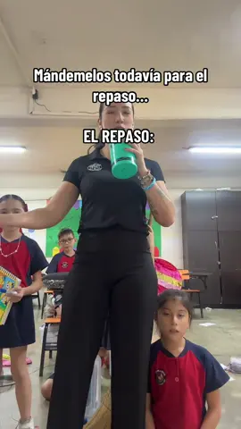 Repasando ! #fypシ゚ #fyppppppppppppppppppppppp #teachersoftiktok #maestrosdetiktok #miss #maestradeprimaria #funnytiktok 