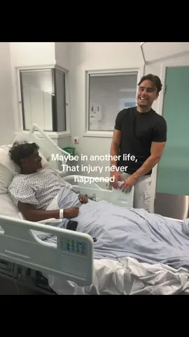 If only I didn’t tear my acl🥲 #5iveguysfc #injury #acl #aclsurgery #knee #roadtorecovery #fyp #viral #xybca 