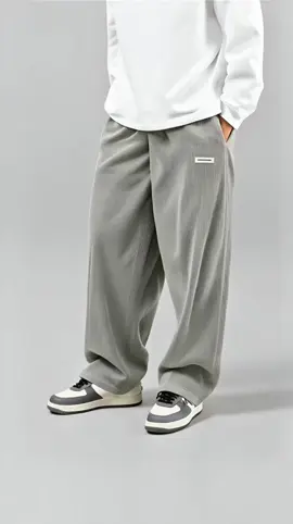 #loosepants #baggypants #longpants #menspants #mensfashion #menstyle 