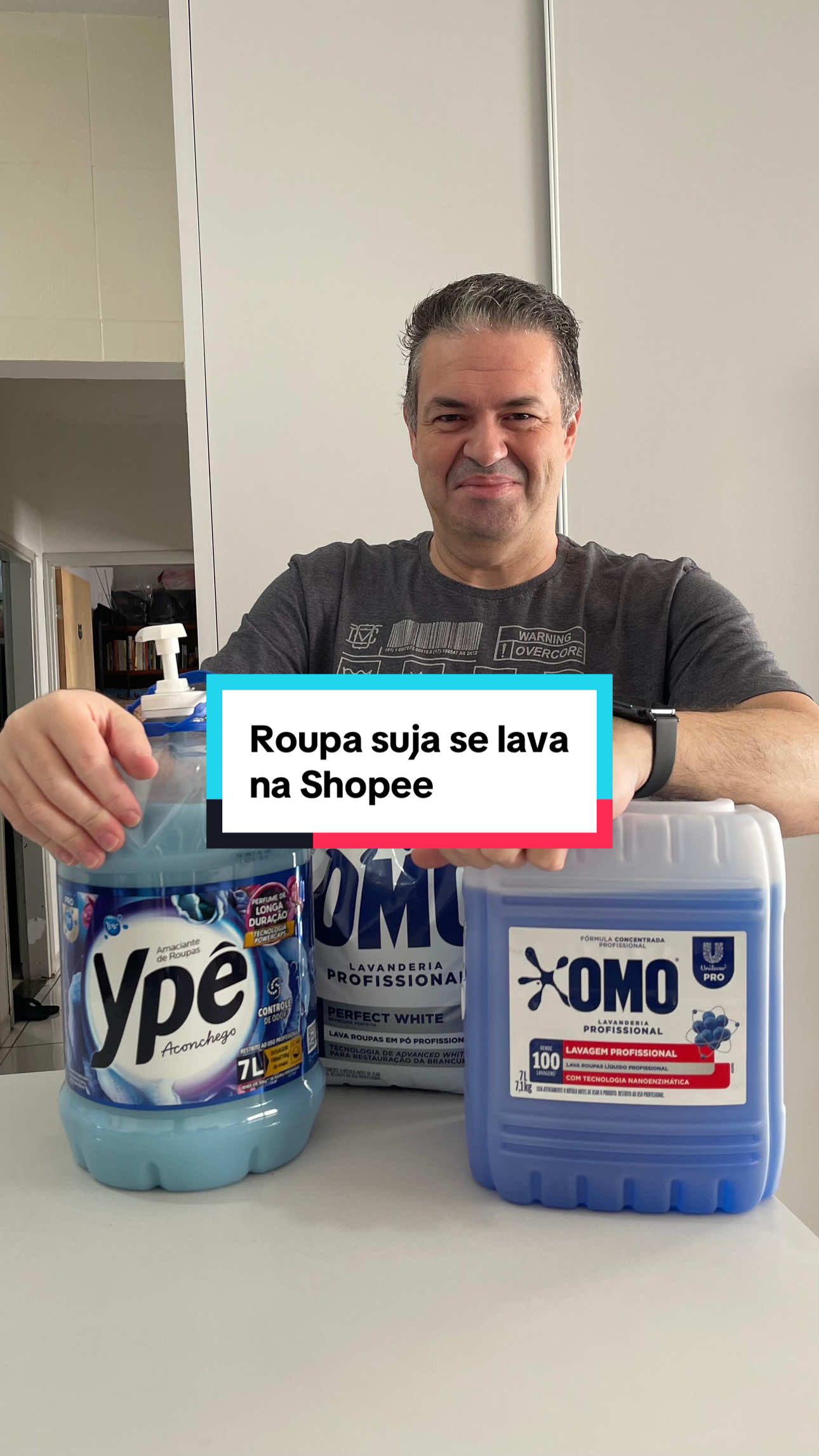 Comprei na @Shopee Brasil os itens que não podem faltar na minha lavanderia para deixar minhas roupas limpinhas, macias e cheirosas. Os IDs dos produtos estão logo abaixo. É só digitar o código na barra de pesquisa da Shopee. ID dos produtos:  OMO Lavagem Profissional 7L - CCJ-YZC-UYU OMO Perfect White 4kg - AYG-JVJ-THW Percarbonato de sódio - BRQ-MZF-ETV Amaciante Ypê Pro 7L - BTM-CHT-ASE Finisherfresh Bouquet - BBC-DKU-VKS Já corre para o app porque lá tem tudo para lavanderia, inclusive máquina de lavar roupas!  Roupa suja se lava na Shopee! 🧡 #shopee